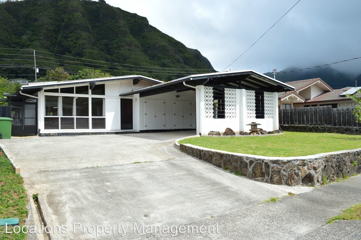 2749 Poelua St, Honolulu, HI 96822 House Rental in Honolulu, HI
