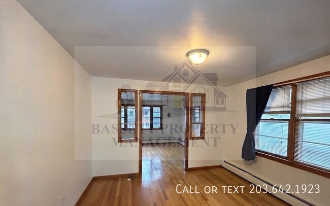 Foto del edificio - 33 Beacon St