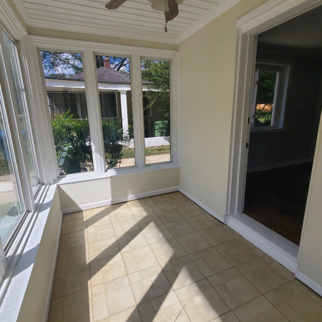 Foto del edificio - 1788 Flat Shoals Rd SE