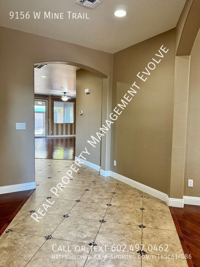 Building Photo - 9156 W Mine Trail
