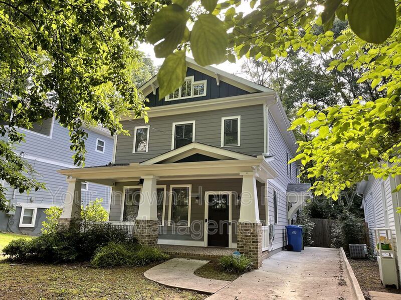 Foto principal - 137 Flora Ave NE