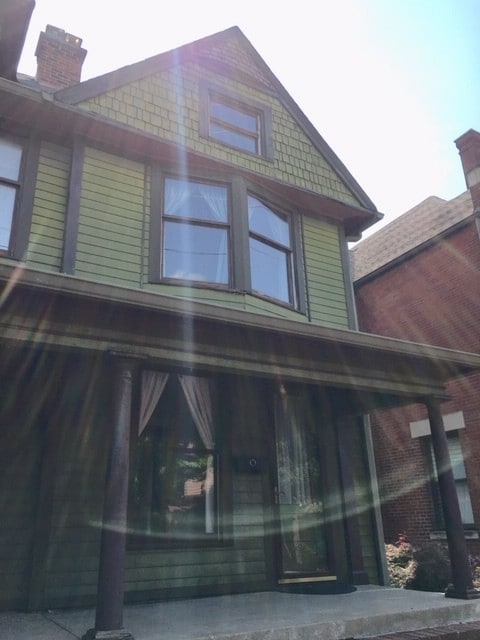 Building Photo - 421 N College Ave