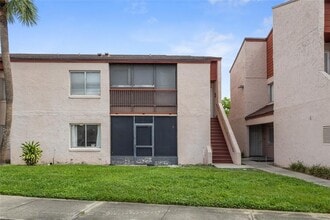 Building Photo - 2485 Lakeway Branch Dr