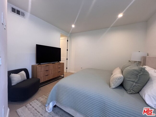 Foto del edificio - 8928 Sawyer St