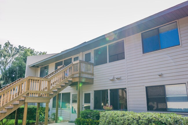 Building Photo - 608 S Main St