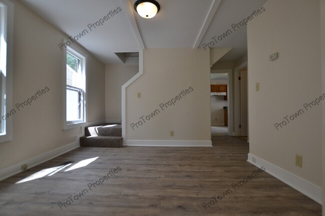 Foto del edificio - 651 N Bluff St