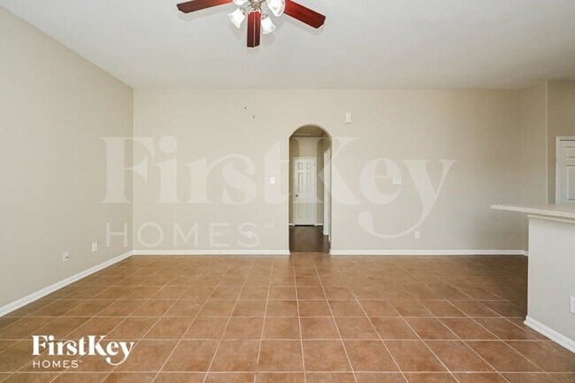 Building Photo - 12919 Pecan Shores Dr