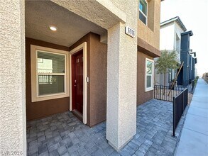 Building Photo - 6916 Ashton Rdg St