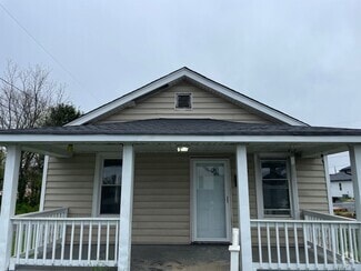 Building Photo - 421 Novelty St
