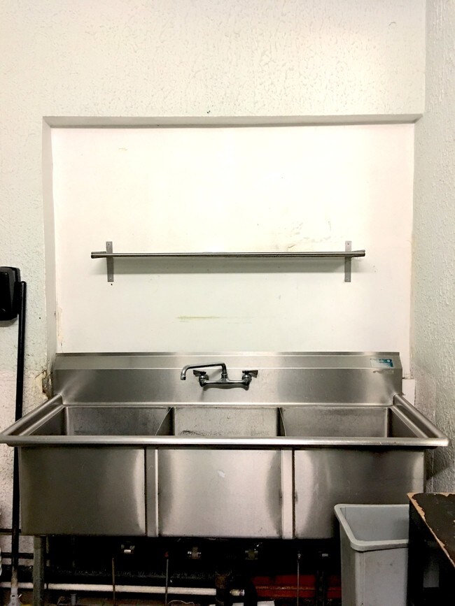 Foto del edificio - 347 First Ave