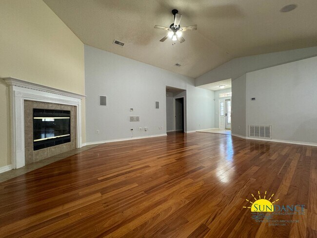 Building Photo - Solar Energy in desirable Hidden Shores of Gulf Breeze Neighborhood!