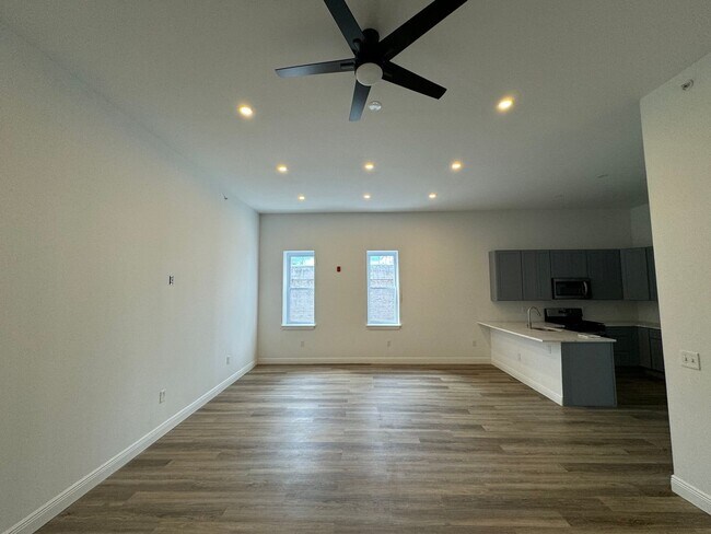 Foto del edificio - 322 Vine St