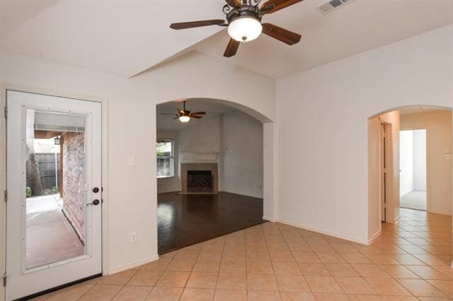 Building Photo - 1145 Ducks Landing