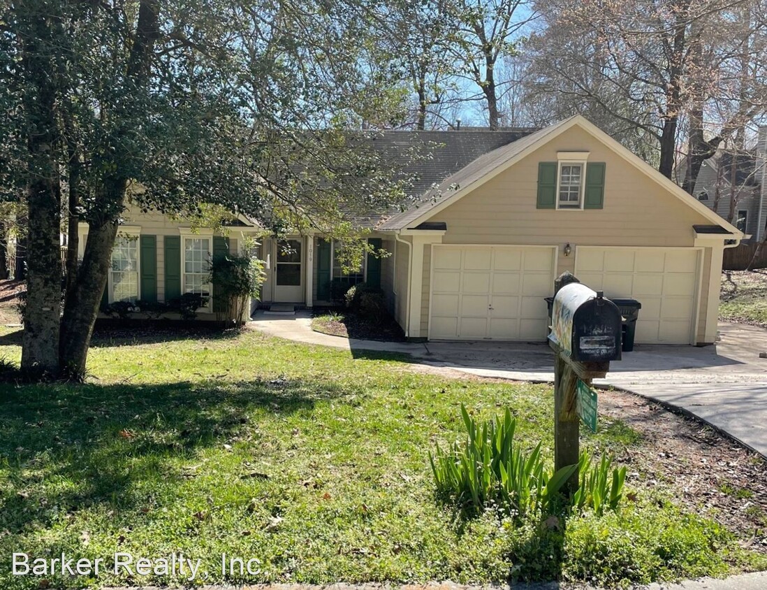 Primary Photo - 3 br, 2 bath House - 1019 Laurens Way