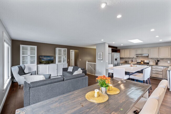 Foto del edificio - 781 N Hay Lake Rd