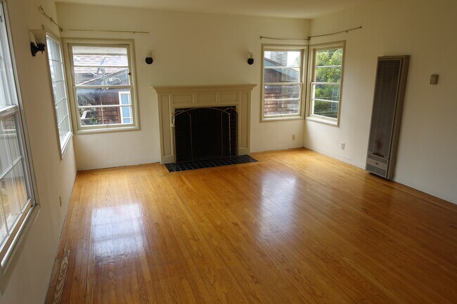 Foto del edificio - 2007 Rose St