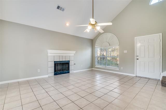 Foto del edificio - 1366 Westview Dr