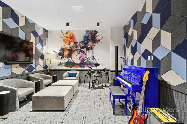 Interior Photo - The Rockwell