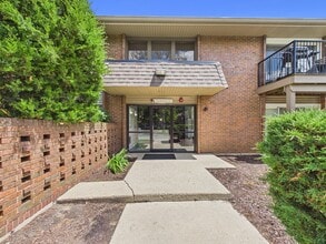 Building Photo - 4525 Blackhawk Ln