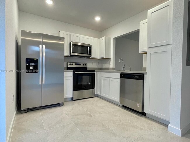 Foto del edificio - 441 NE 5th Terrace