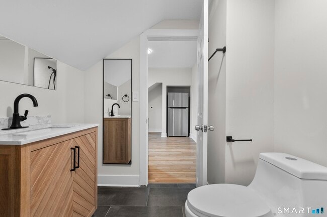 Foto del edificio - 246 Judson Pl