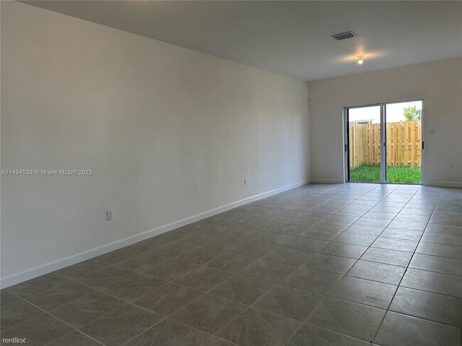 Building Photo - 3 br, 2.5 bath House - 16223 SW 289th St