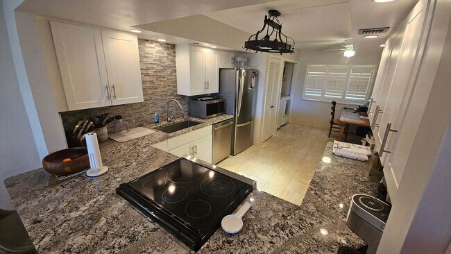 Foto del edificio - 500 Ocean Trail Way