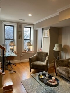 Foto principal - 1615 17th St NW