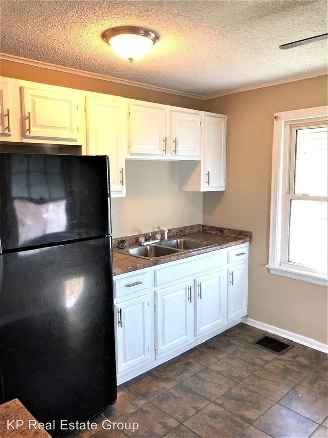 Building Photo - 3 br, 1 bath House - 2527 Lexington Ave