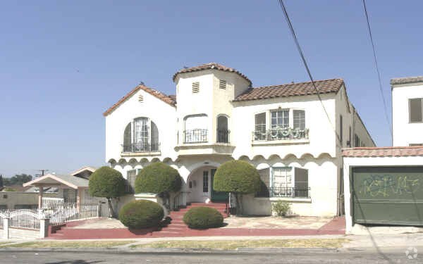 Foto principal - 2817 Cincinnati St