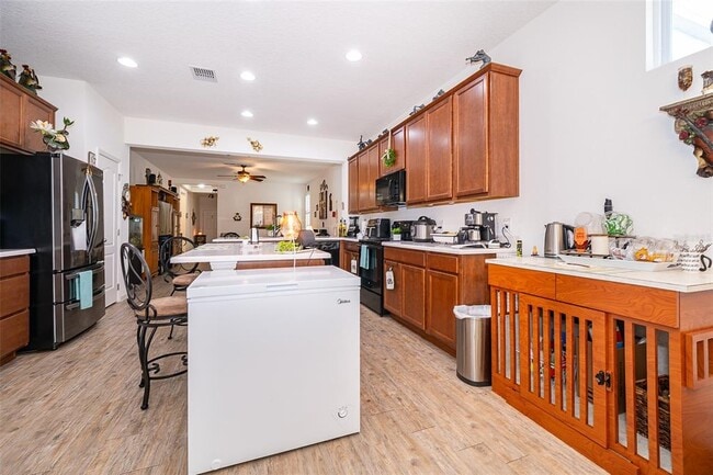 Building Photo - 2289 Aloe Aly