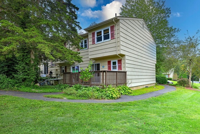Building Photo - 55 Lantern Park Dr