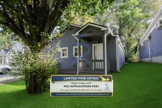 Building Photo - 1056 Grant Way SE