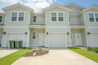 Building Photo - 1538 Iroquois Ct