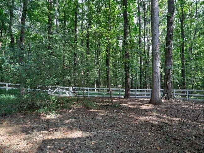 Building Photo - 588 Dogwood Lake Trail