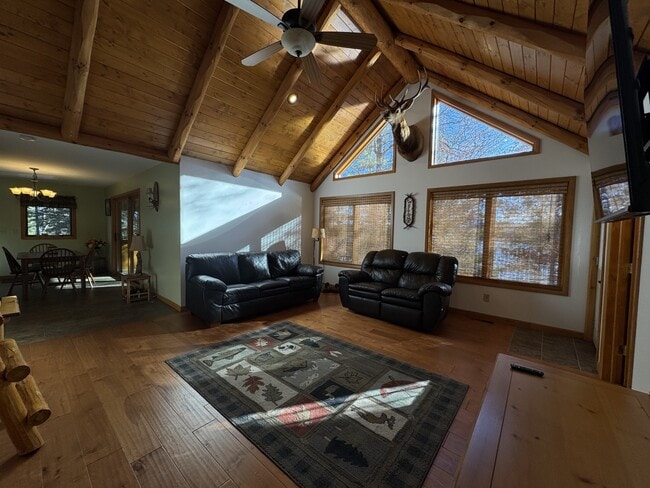 Building Photo - 378 US-51