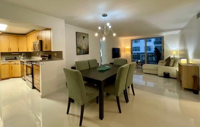 Foto del edificio - 6039 Collins Ave
