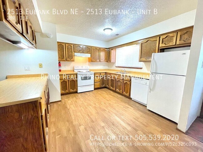 Building Photo - North East Heights Charmer! 2 Bedroom, 1 B...