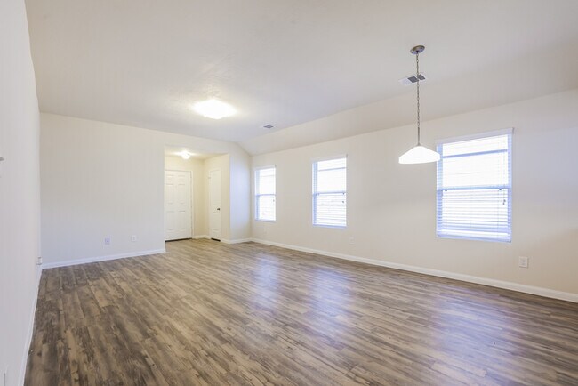 Foto del edificio - 10314 Blue Wonder Ln