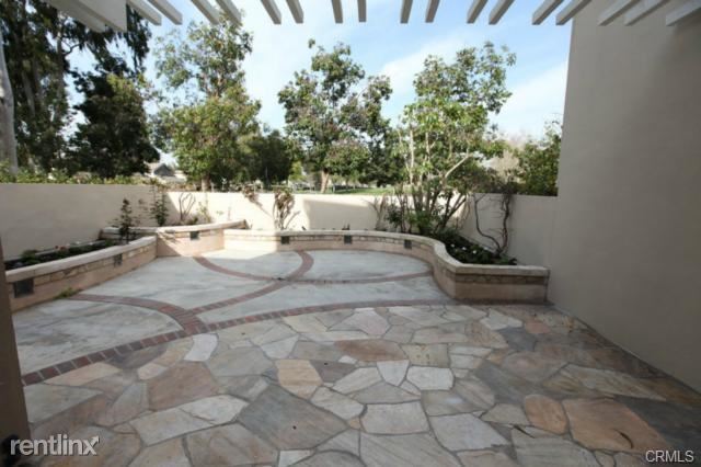 Building Photo - 2 br, 2 bath Townhome - 7 Southwind # 69