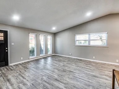 Building Photo - 2976 Sundial Dr