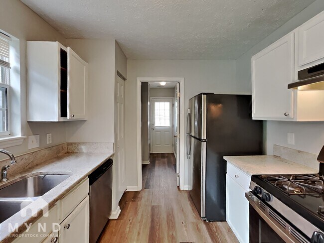 Foto del edificio - 1616 Elkpark Dr