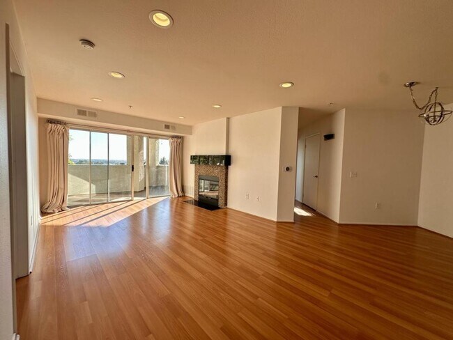 Foto del edificio - 11385 Affinity Ct, unit 213