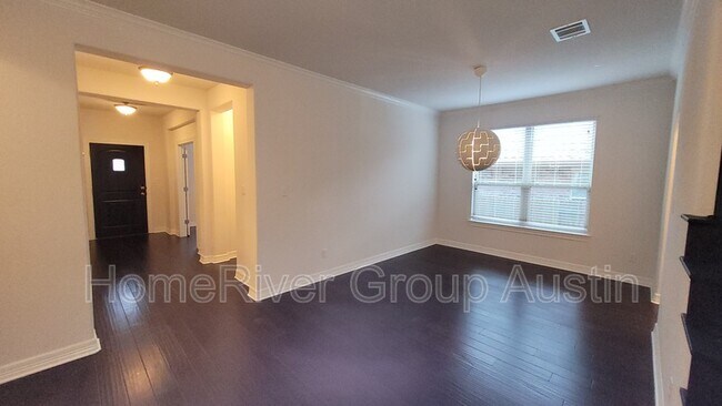 Building Photo - 336 Beretta Cir