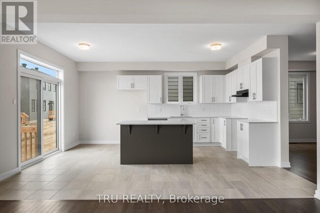 Building Photo - 947 Seagrave Ln