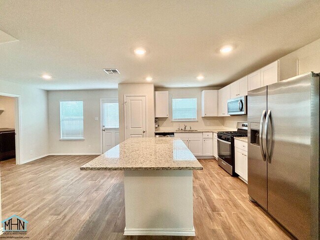 Building Photo - Welcome to Your Dream Home! A Stunning 2-s...