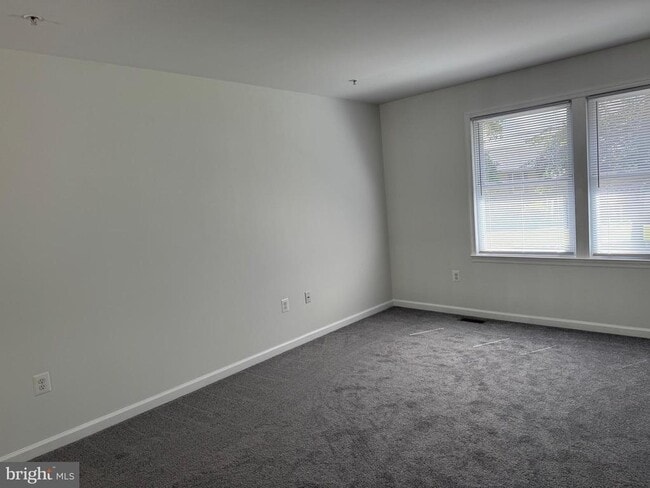 Building Photo - 845 Whispering Pine Cir