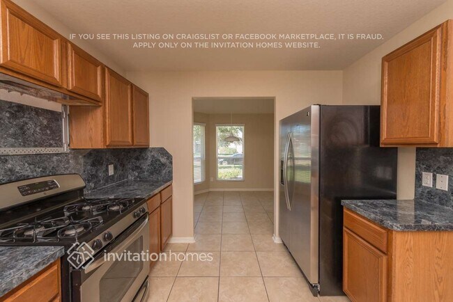 Building Photo - 3514 Barkers Crossing Ave