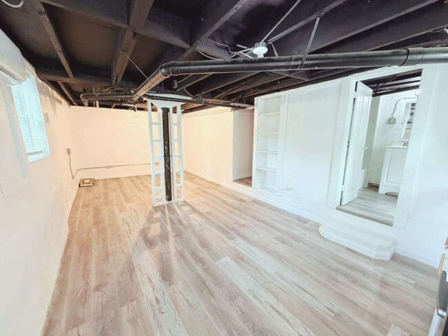 Building Photo - 10 Rockmart Dr NW