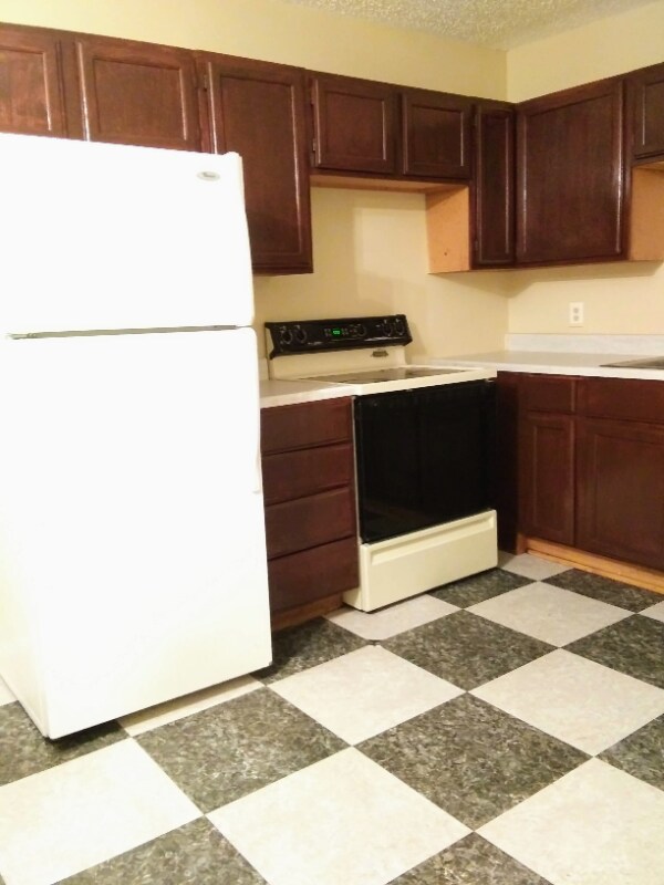 Foto del edificio - 2731 Elmwood Ave
